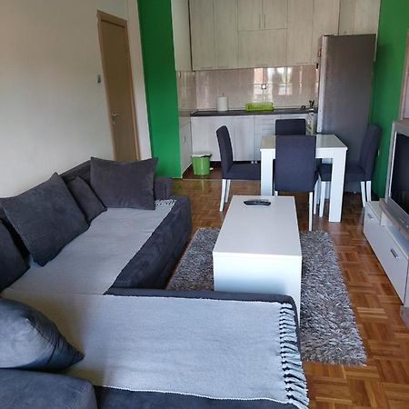 Apartmán Oaza Mira + Free Parking Novi Sad Exteriér fotografie